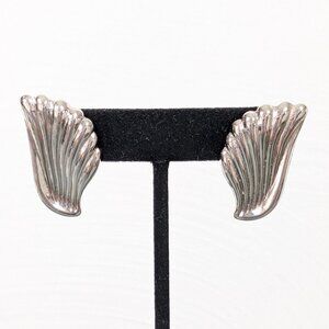 Vintage Silver Tone Ribbed Swirl Drop Statement Earrings Pierced